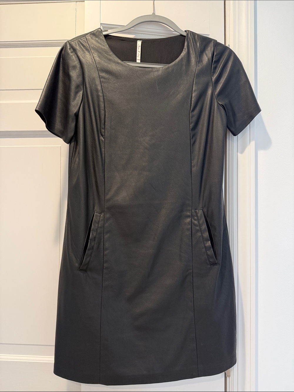 Willow & Clay Black Faux Leather Short-Sleeve Mini Dress